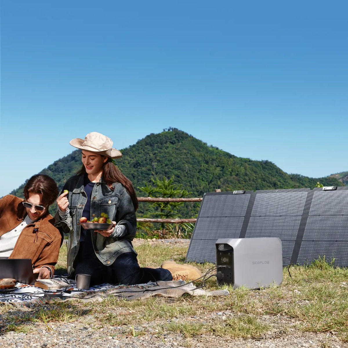 DELTA 3 Classic + 160W Portable Solar Panels